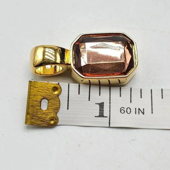 Vintage Joan Rivers Gold Tone and Brown Resin Octagonal Pendant - Picture 4 of 4